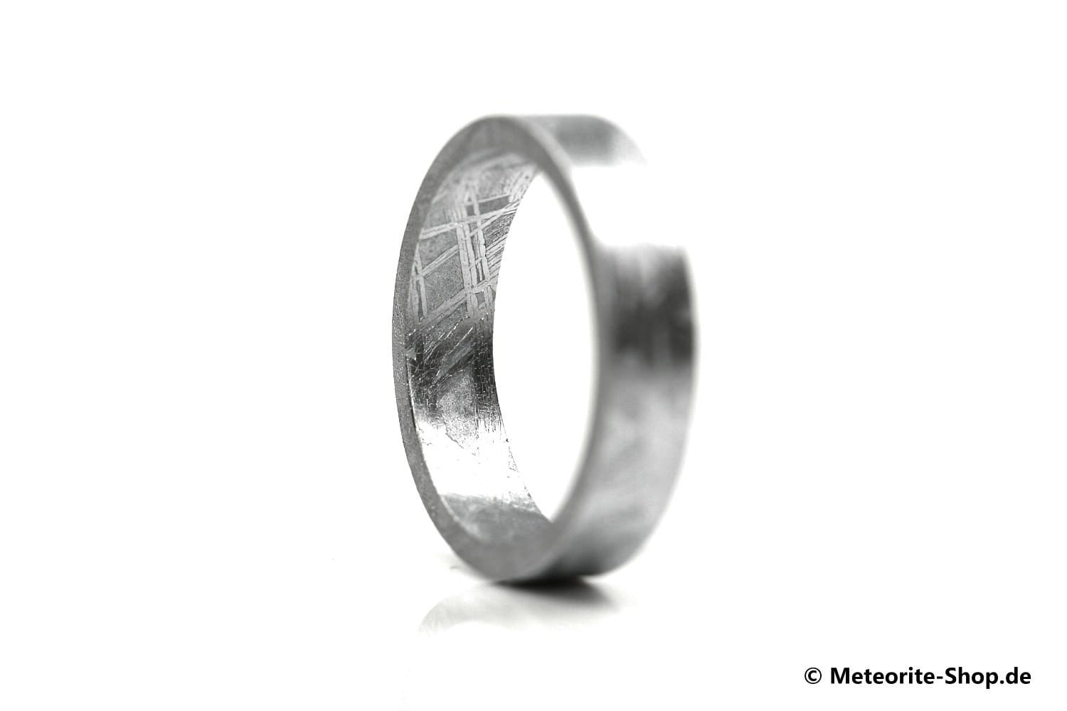 Eisen-Meteorit Ring (Muonionalusta | Unisex | Veredelt) - 3,00 bis 5,00 g