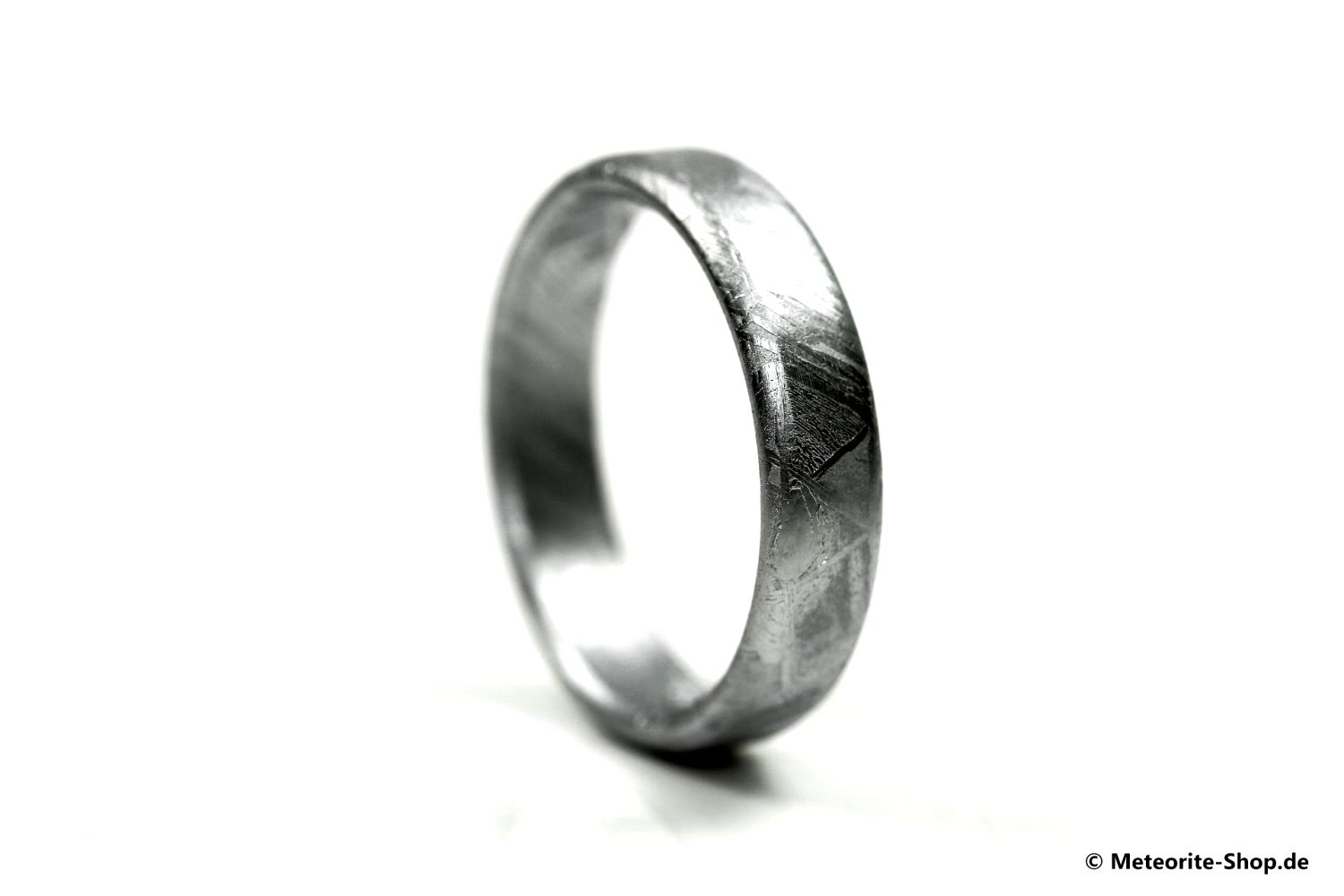 Eisen-Meteorit Ring (Muonionalusta | Unisex | Bombiert | Veredelt) - 3,00 bis 5,00 g