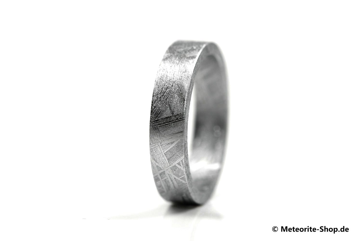 Eisen-Meteorit Ring (Muonionalusta | Unisex | Veredelt) - 3,00 bis 5,00 g