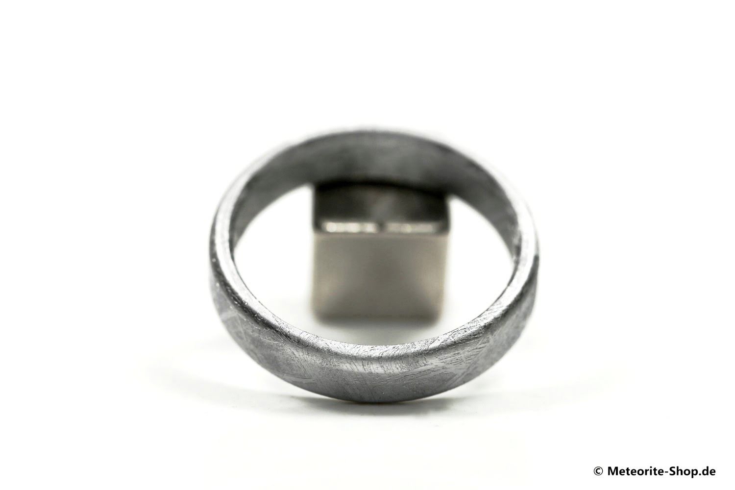 Eisen-Meteorit Ring (Muonionalusta | Unisex | Bombiert | Veredelt) - 3,00 bis 5,00 g