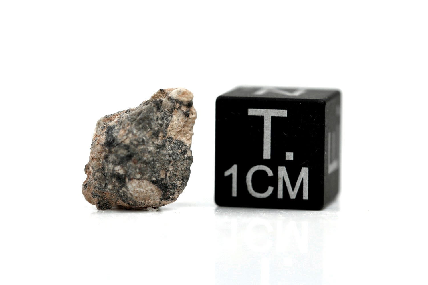 NWA 11407 Mond Meteorit - 0,690 g