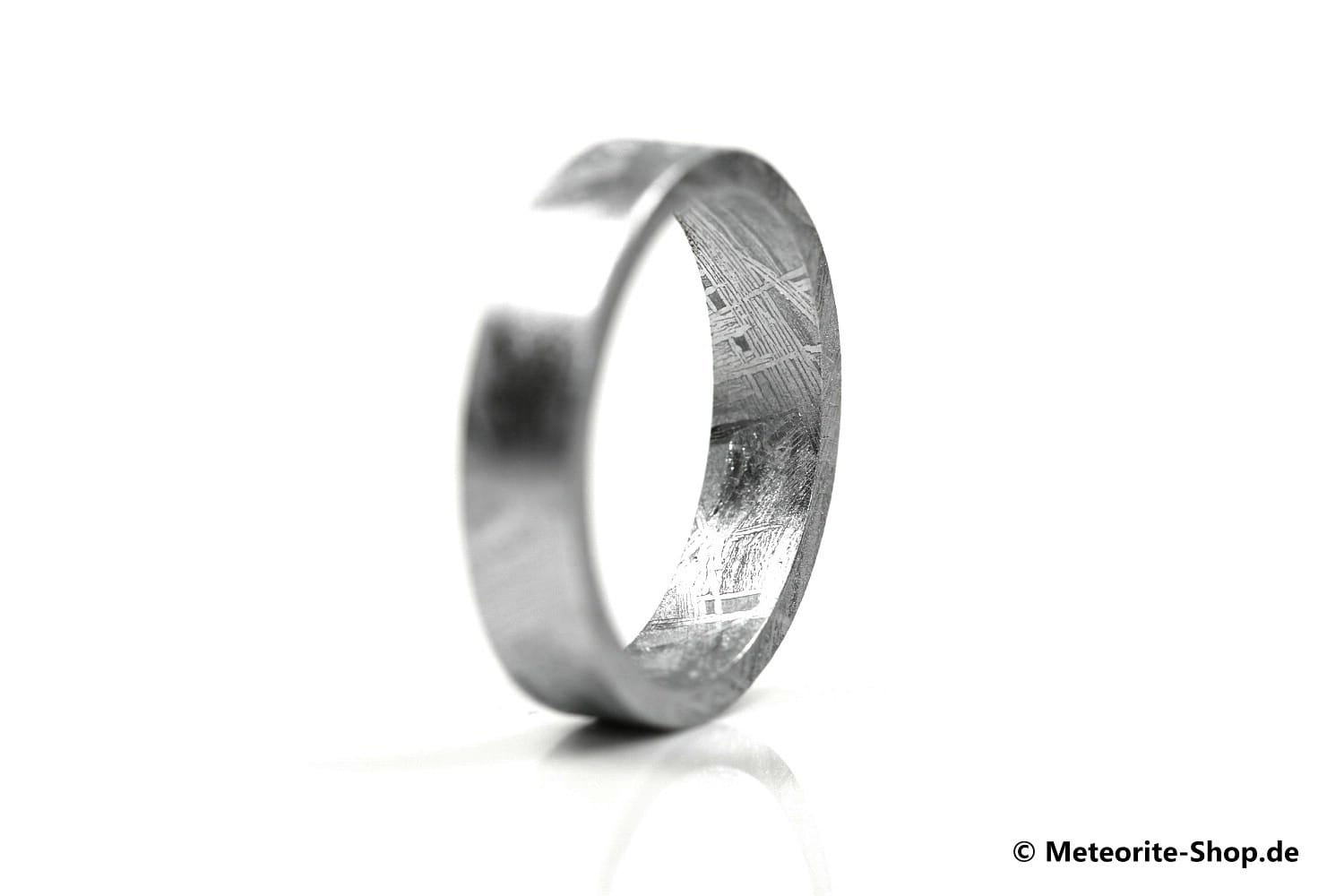 Eisen-Meteorit Ring (Muonionalusta | Unisex | Veredelt) - 3,00 bis 5,00 g