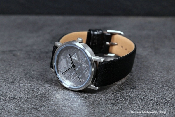 Meteoriten-Uhr Chronos ANITRA Meteoriten-Uhr Chronos ANITRA