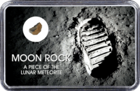 Mond Meteorit NWA 11407 (Motiv: Astronaut-Fußabdruck im Mondstaub) Mond Meteorit NWA 11407 (Motiv: Astronaut-Fußabdruck im Mondstaub)