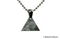 Eisen-Meteorit-Anhänger (Muonionalusta | Dreieck | Rhodiniert) Vorderansicht Eisen-Meteorit-Anhänger (Muonionalusta | Dreieck | Rhodiniert) Vorderansicht