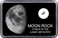 Mond Meteorit NWA 10317 (Motiv: Halbmond) Mond Meteorit NWA 10317 (Motiv: Halbmond)